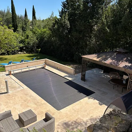 Holiday home La Belle Brise Des Oliviers *